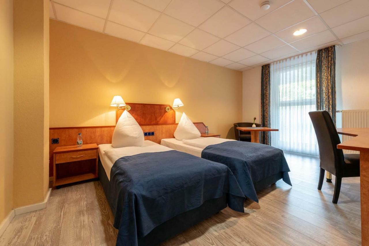 Boardinghouse Burgpark Hotell Hürth Exteriör bild